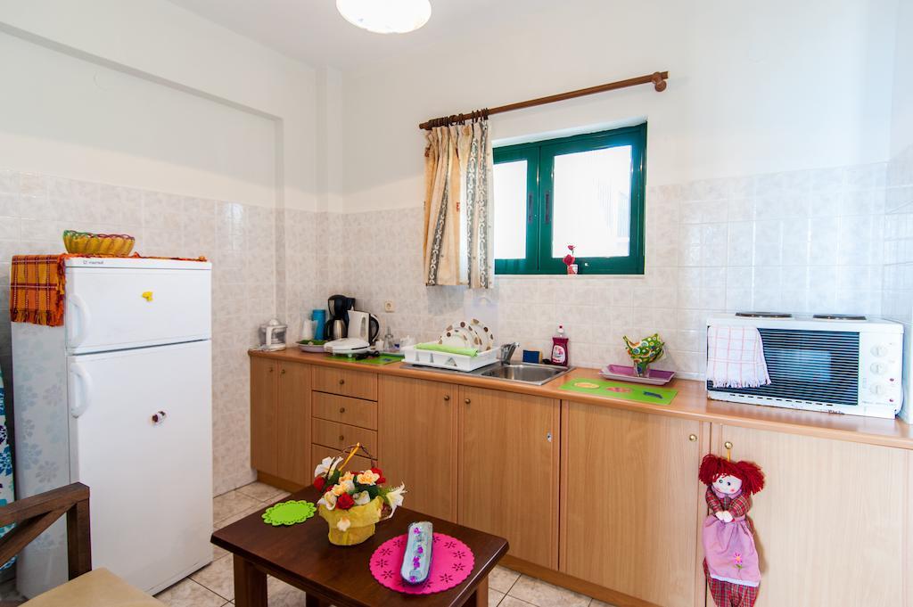 Karmiris Studios And Apartments Keri Bilik gambar