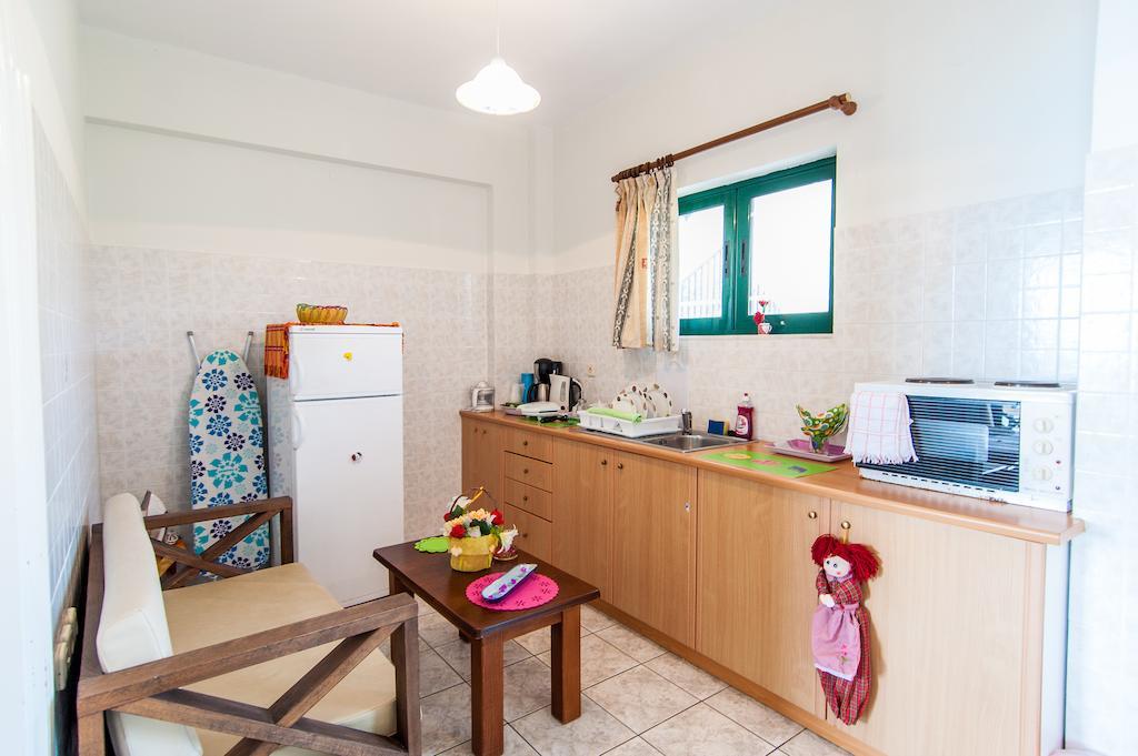 Karmiris Studios And Apartments Keri Luaran gambar